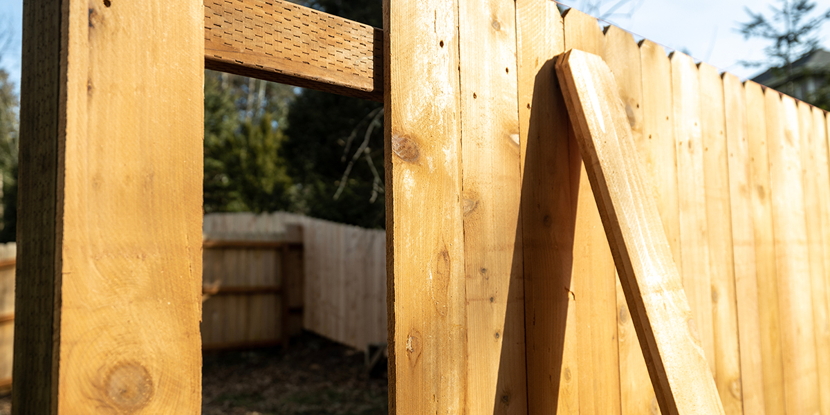 Fence Replacement, Fence Repair, Groundhog Fence