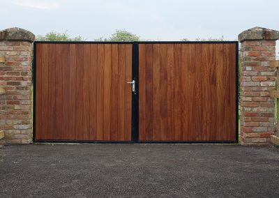Gate Automation, Groundhog Fence