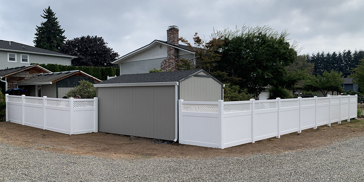Vinyl Fence, Groundhog Fence